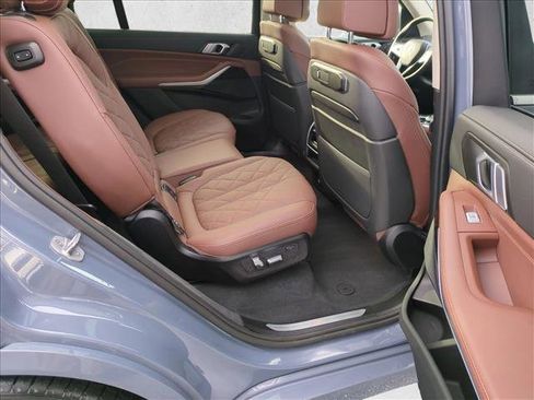 Certified 2024 BMW X7 xDrive40i w/ Parking Assistance Package image 23