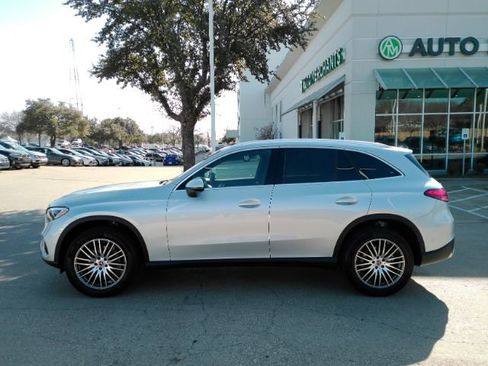 Used 2025 Mercedes-Benz GLC 300 image 12