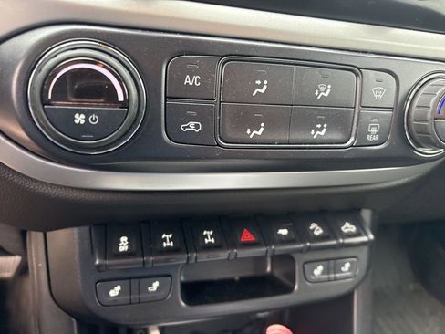 Used 2019 Chevrolet Colorado ZR2 image 11