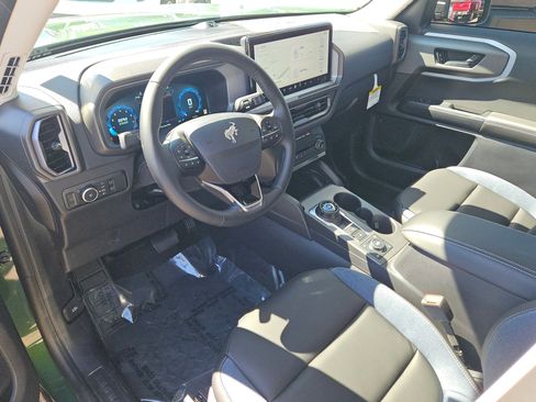 New 2025 Ford Bronco Sport Outer Banks w/ Sasquatch Outer Banks Package image 8