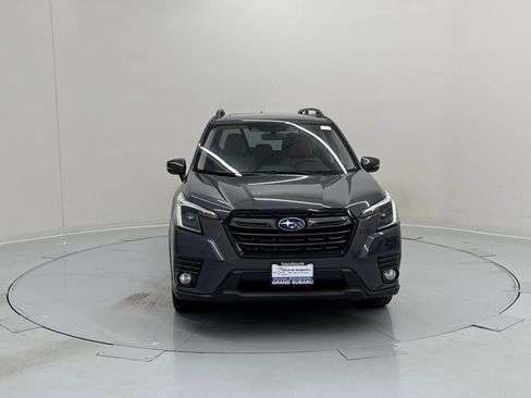 Used 2023 Subaru Forester Limited image 8
