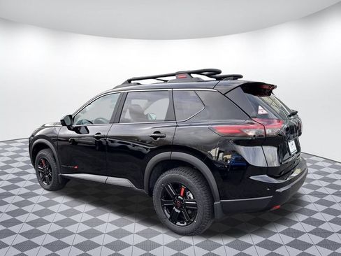Used 2026 Nissan Rogue SV w/ Rock Creek Premium Package AWD/4WD image 5