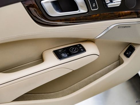 Used 2014 Mercedes-Benz SL 550 image 94
