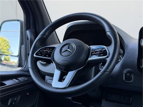 Used 2024 Mercedes-Benz Sprinter 3500 image 52