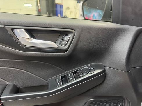 Used 2022 Ford Escape SEL w/ SEL Stealth AWD Package image 22
