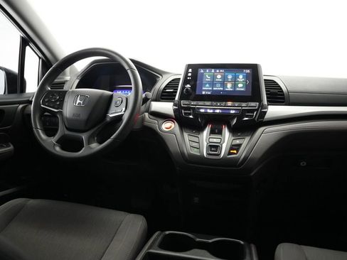 Used 2019 Honda Odyssey EX image 10