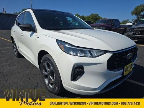 Used 2024 Ford Escape ST-Line w/ Tech Pack #1 AWD/4WD image 1