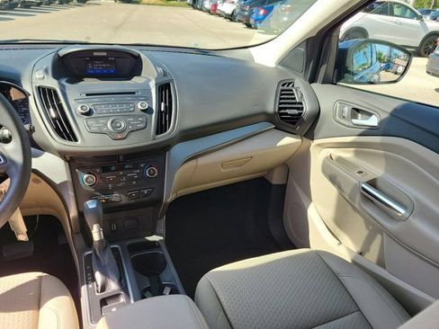 Certified 2017 Ford Escape SE FWD image 21