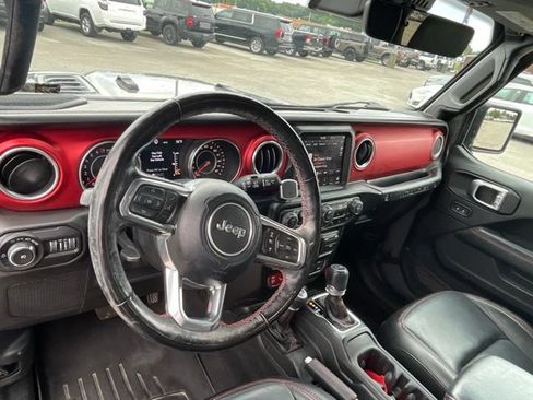 Used 2019 Jeep Wrangler Unlimited Rubicon AWD/4WD image 31