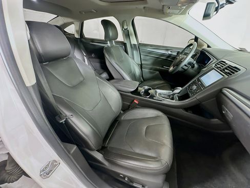 Used 2015 Ford Fusion Energi Titanium image 32