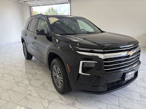 New 2026 Chevrolet Traverse LT w/ Driver Confidence Package FWD image 2