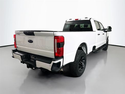 Used 2023 Ford F250 XL w/ STX Appearance Package AWD/4WD image 13