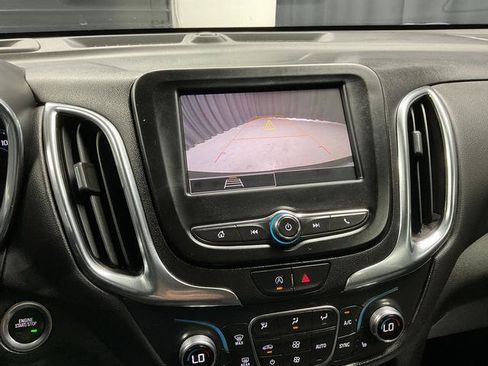 Used 2023 Chevrolet Equinox LT FWD image 25