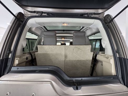 Used 2016 Land Rover LR4 HSE LUX AWD/4WD image 21