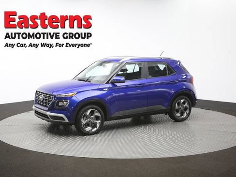 Used 2024 Hyundai Venue SEL FWD image 56