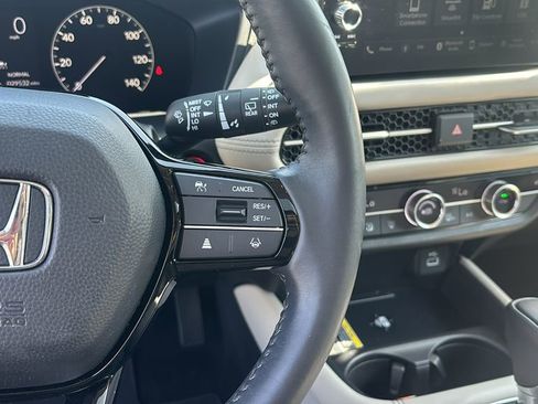 Used 2024 Honda HR-V EX-L image 18