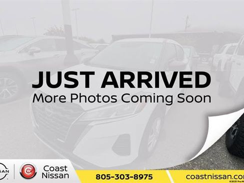 Used 2024 Nissan Kicks S image 1
