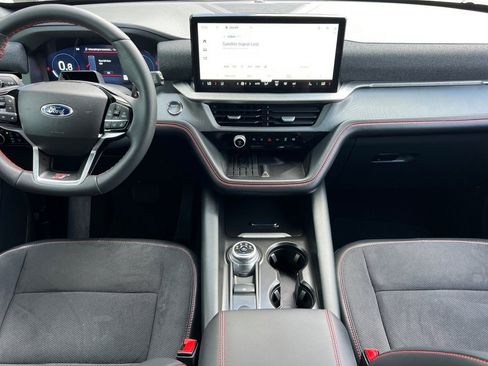 Certified 2025 Ford Explorer ST AWD/4WD image 3