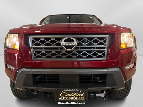 Used 2022 Nissan Frontier SV AWD/4WD image 11
