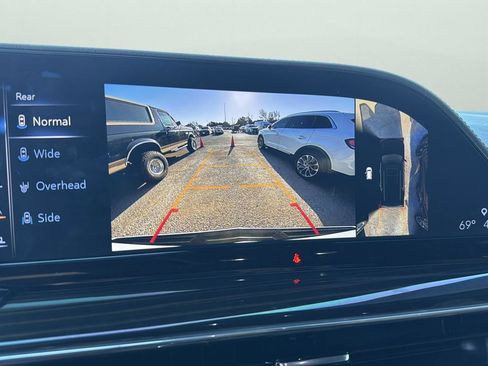 Used 2024 Cadillac Escalade ESV Sport w/ LPO, ONYX Package image 19