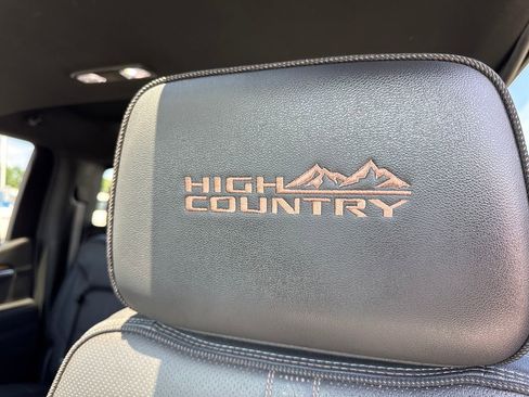 Used 2025 Chevrolet Silverado 1500 High Country w/ Midnight Edition AWD/4WD image 14