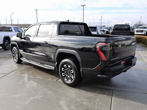 New 2026 GMC Sierra EV Elevation image 4