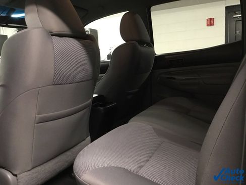 Used 2012 Toyota Tacoma 4x4 Double Cab image 30