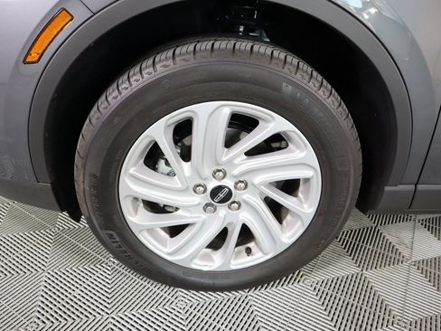 New 2025 Lincoln Corsair AWD image 19