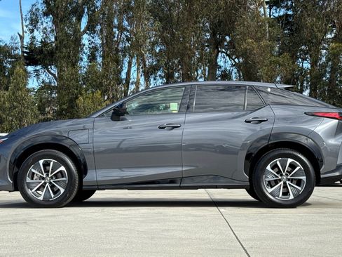 Certified 2023 Lexus RZ 450e Premium w/ Technology Package AWD/4WD image 2