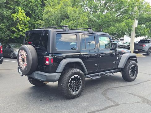 Used 2023 Jeep Wrangler Unlimited Sport AWD/4WD image 8