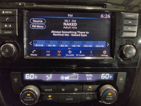 Used 2021 Nissan Rogue Sport SV FWD image 25