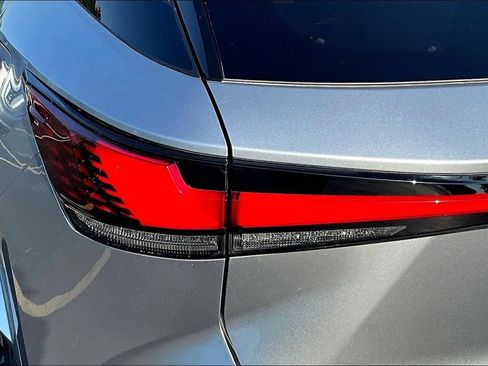 Used 2023 Lexus RX 350 Premium Plus w/ Accessory Package AWD/4WD image 23