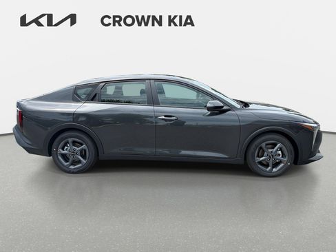New 2026 Kia K4 FWD image 4