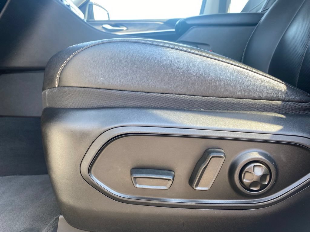 Used 2023 Jeep Grand Cherokee L Limited w/ Luxury Tech Group II AWD/4WD image 23