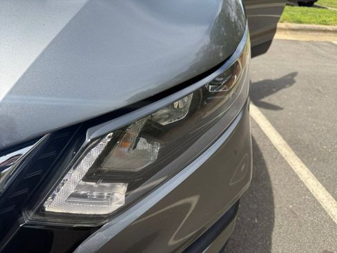 Used 2021 Nissan Rogue Sport SV image 29