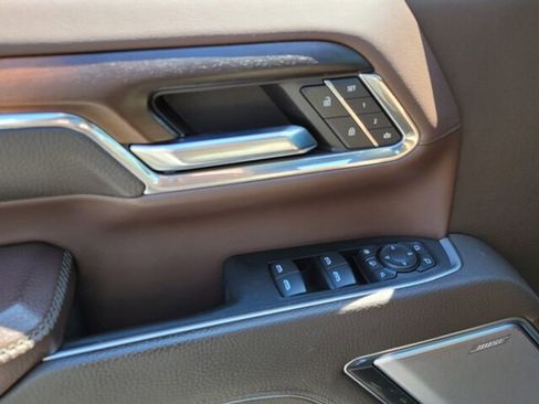 Used 2024 GMC Sierra 2500 Denali w/ Denali Reserve Package image 28