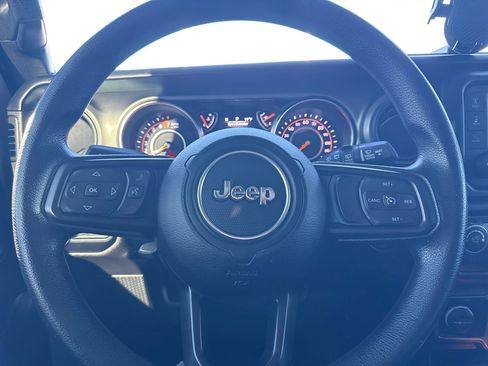 Used 2021 Jeep Wrangler Unlimited Sport image 17