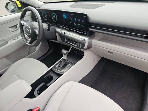 Used 2024 Hyundai Kona SEL FWD image 13