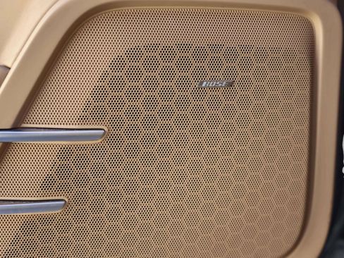 Used 2016 Porsche Cayenne Turbo image 17