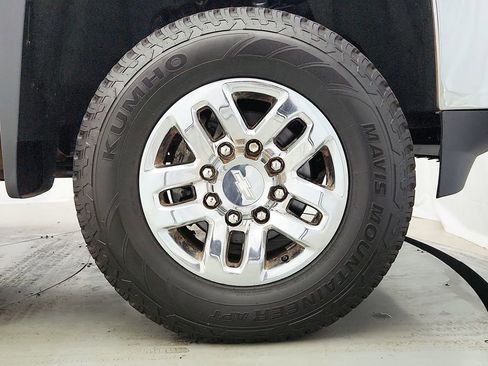 Used 2017 Chevrolet Silverado 2500 LT w/ All Star Edition image 31