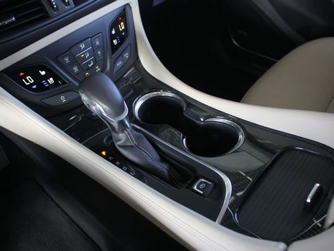 Used 2018 Buick Envision Premium w/ Driver Confidence Package image 20