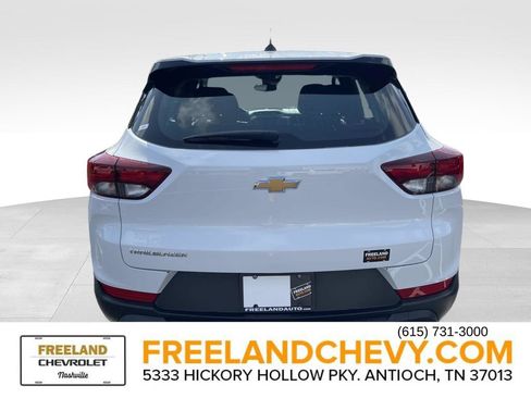 Used 2023 Chevrolet TrailBlazer LS FWD image 4