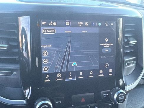 Used 2023 RAM 1500 Big Horn image 24