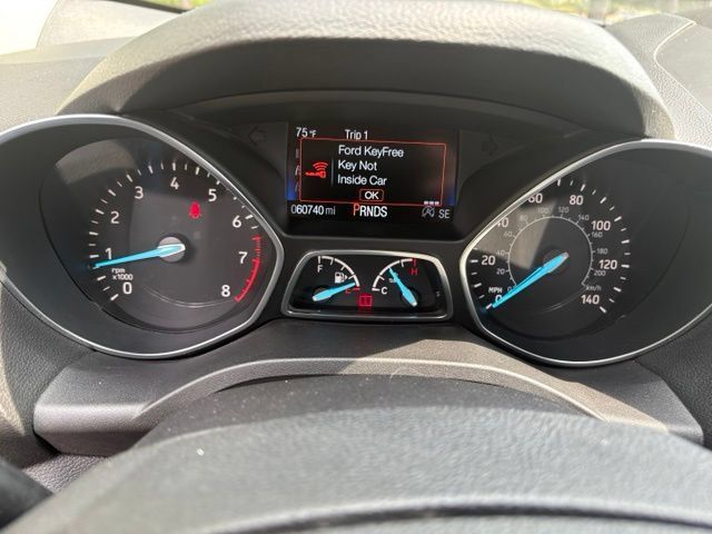 Used 2019 Ford Escape SE FWD image 25