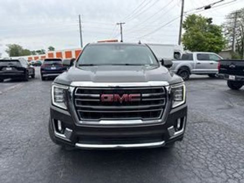 Used 2021 GMC Yukon SLT w/ SLT Luxury Plus Package AWD/4WD image 8