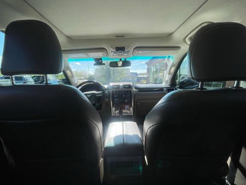 Used 2018 Lexus GX 460 Premium AWD/4WD image 16