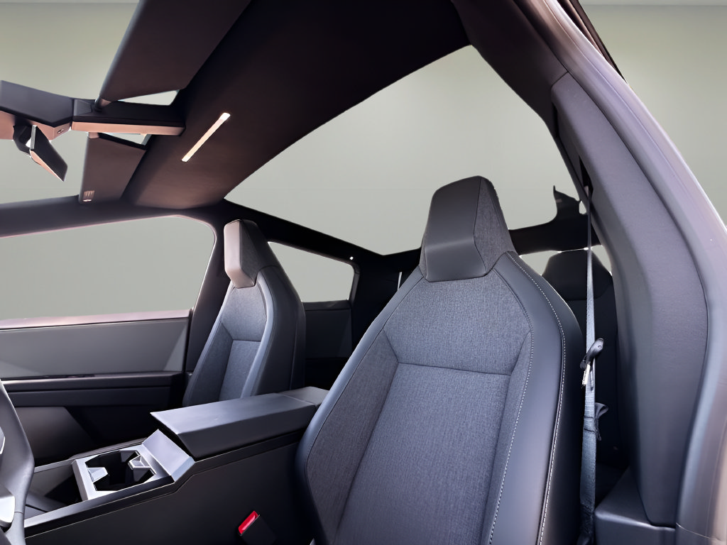 Used 2026 Tesla Cybertruck AWD Crew Cab image 19