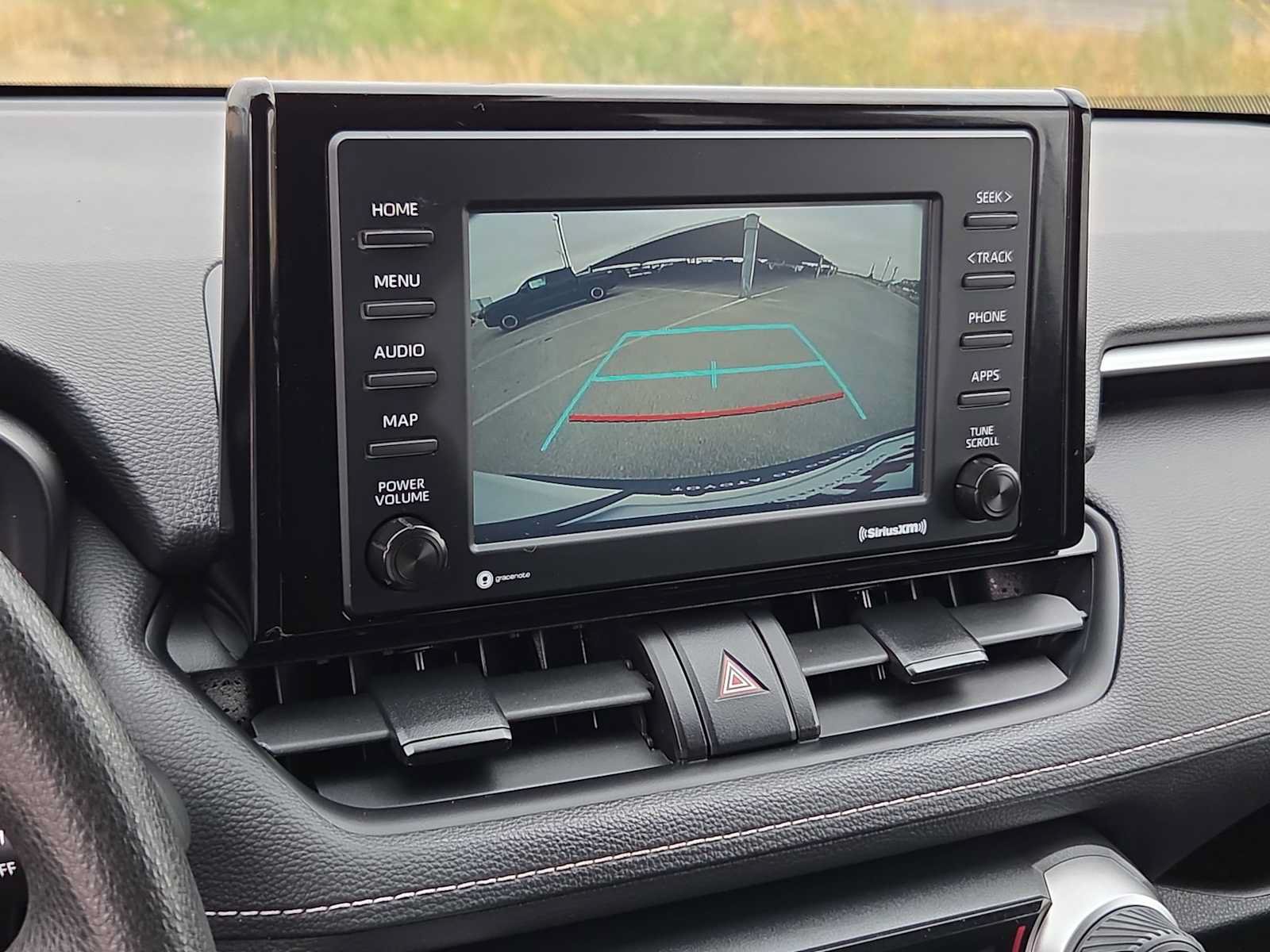 Used 2022 Toyota RAV4 LE AWD/4WD image 25