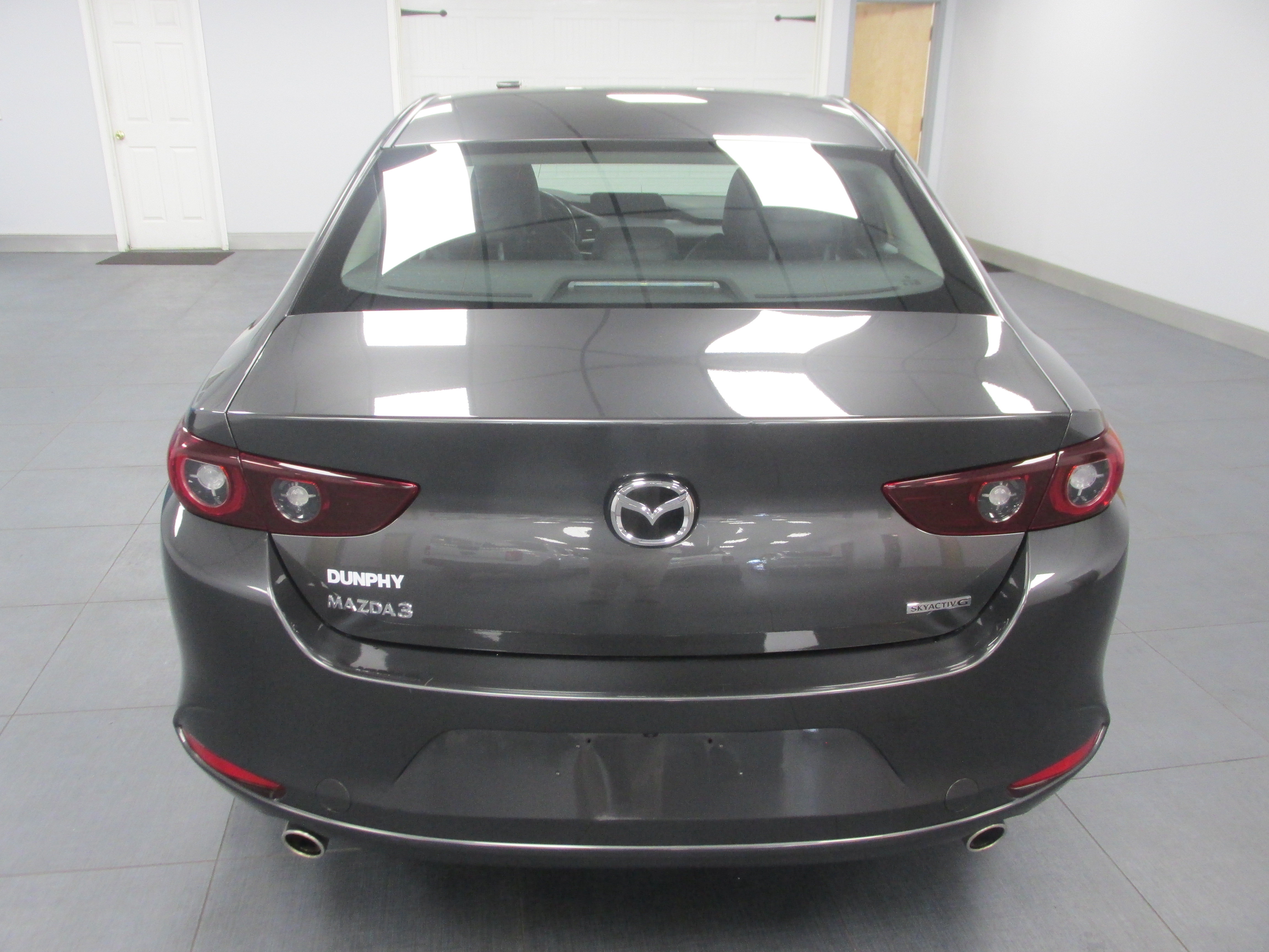 Used 2024 MAZDA MAZDA3 s FWD image 6