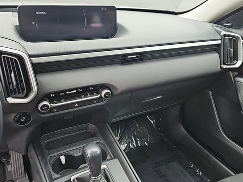 Used 2025 MAZDA CX-50 AWD 2.5 S w/ Premium Package image 17